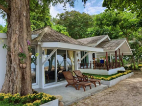 Blue Bay Bungalow